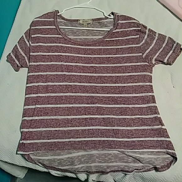 T-shirt/loose fitted crop top - Picture 1 of 1